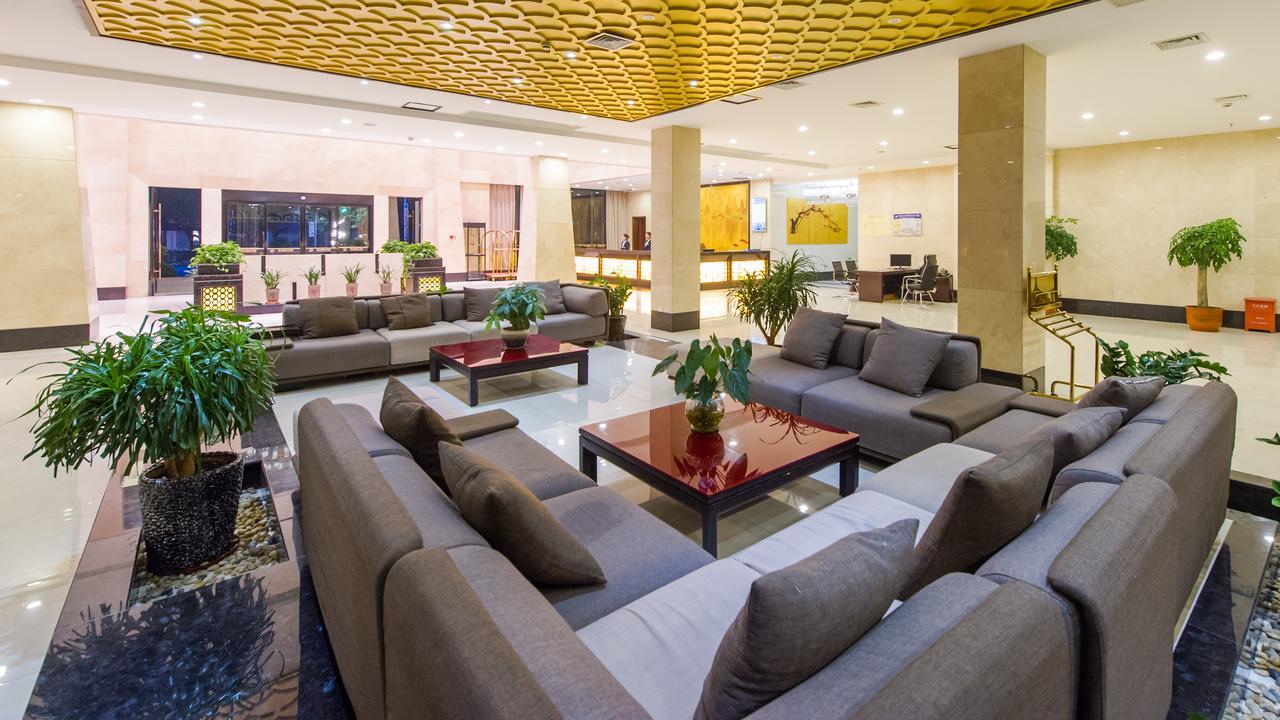 Mingfeng International Hotel Гуейлин Екстериор снимка