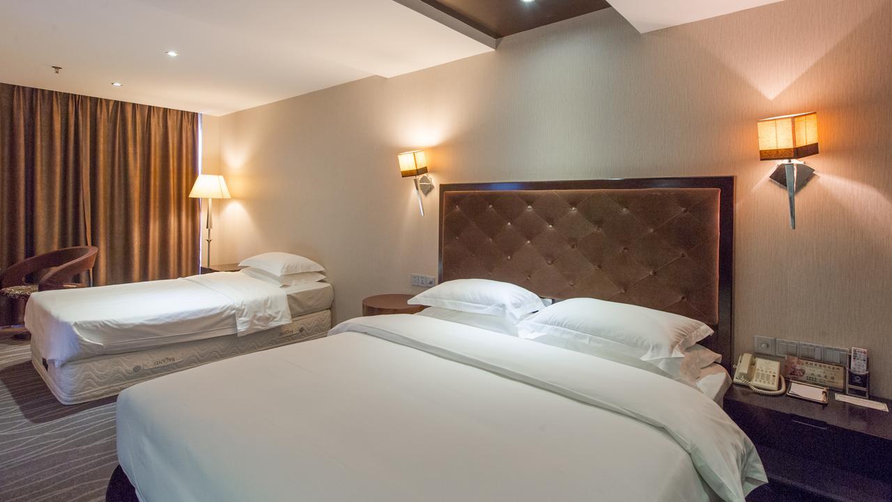 Mingfeng International Hotel Гуейлин Екстериор снимка