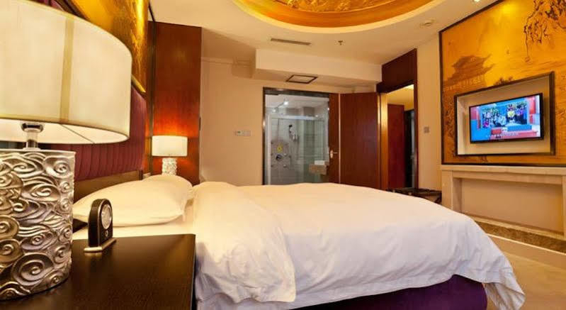 Mingfeng International Hotel Гуейлин Екстериор снимка